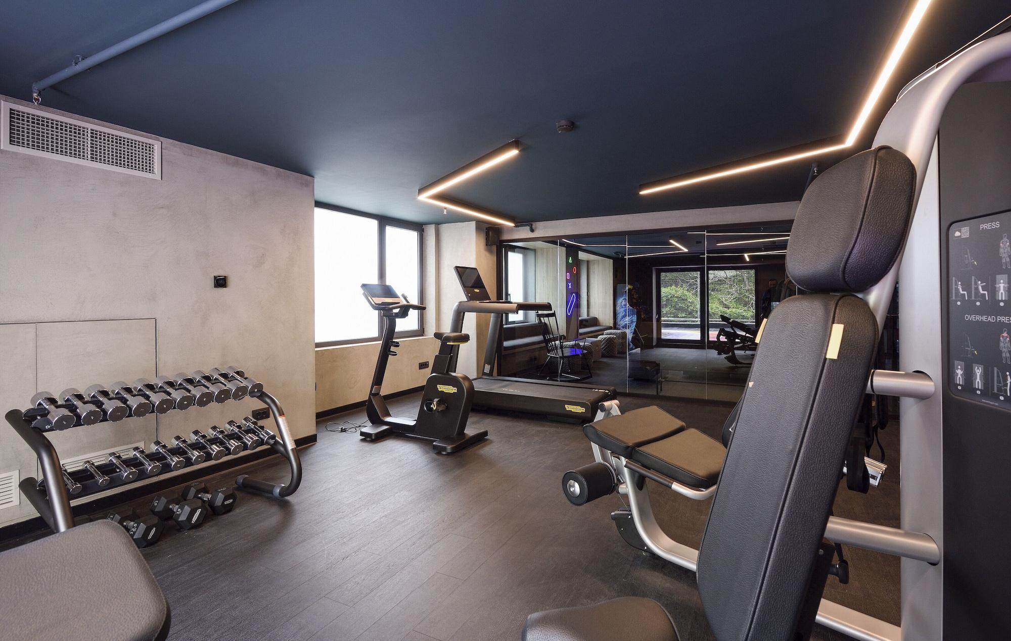 Onoma Hotel Салоники Экстерьер фото The gym at the hotel