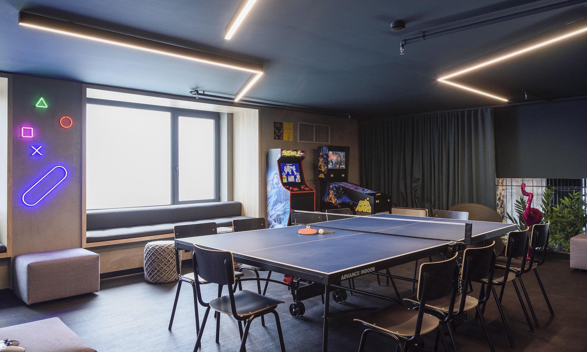 Onoma Hotel Салоники Экстерьер фото The games room at the University of Westminster