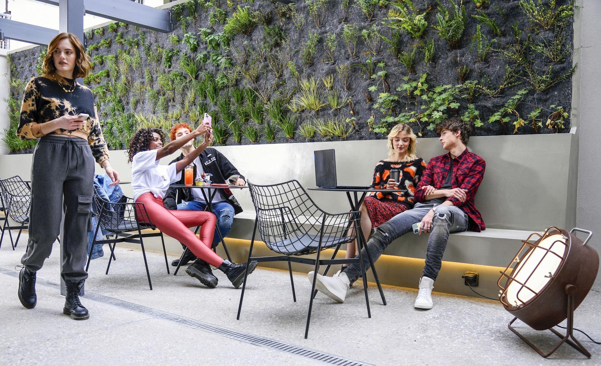 Onoma Hotel Салоники Экстерьер фото Students at the University of Westminster